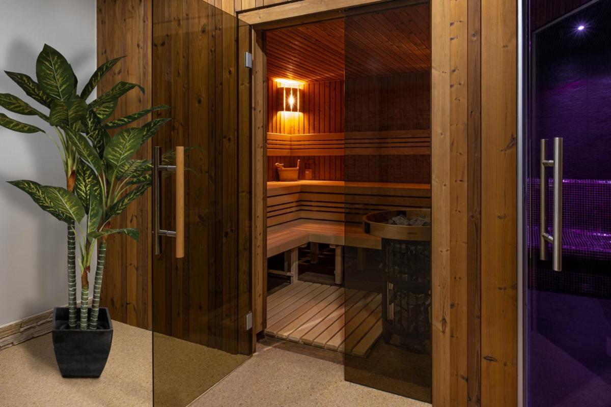Keilberg Resort Loučná pod Klínovcem Dış mekan fotoğraf